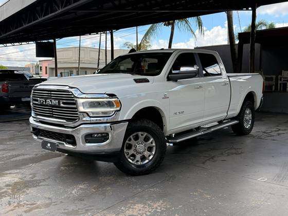 RAM 3500 6.7 I6 TURBO DIESEL LARAMIE CD 4X4 AUTOMÁTICO